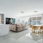 דירה J&k Platinum Towers ורשה