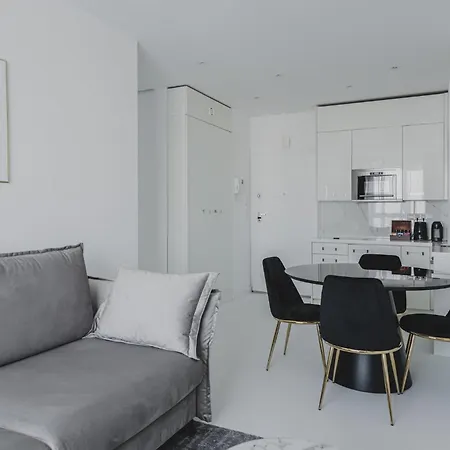 Platinum Towers J&k Apartment Warsaw