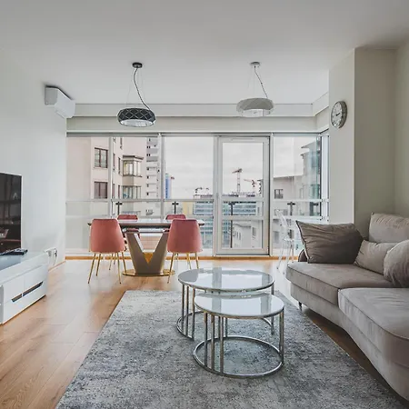 Platinum Towers J&k Apartment Warsaw