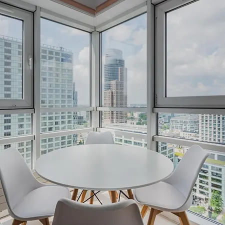 Apartment J&k Platinum Towers
