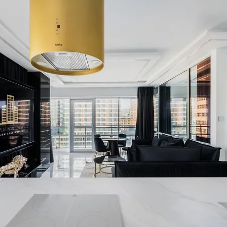 J&k Platinum Towers * Warsaw