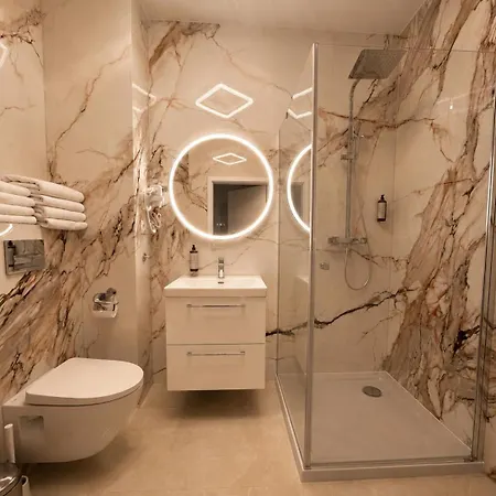 Apartament J&k Platinum Towers *