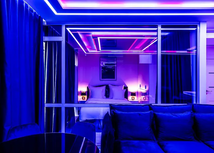 Platinum Towers J&k Apartment