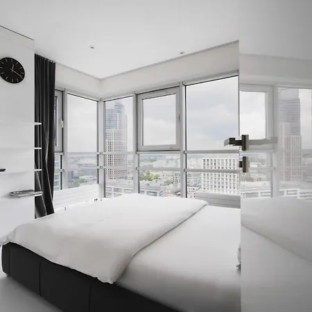 J&k Platinum Towers * 华沙