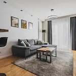 J&k Platinum Towers Appartement